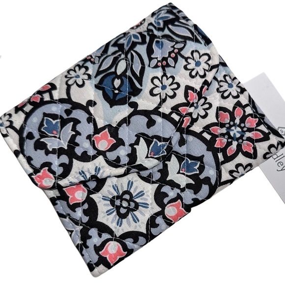 Vera Bradley Lisbon Medallion Hipster, Trifold Wallet, & Checkbook Cover Set - Picture 10 of 13